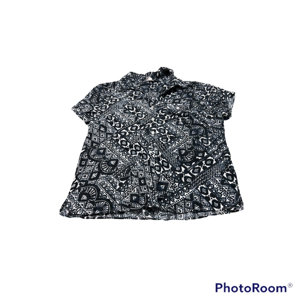Geographical Black and White Patterned Shirt